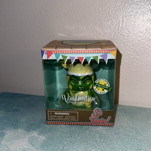 Disney Vinylmation So Tasty Frozen Lemonade Figure NEW - Picture 5 of 13
